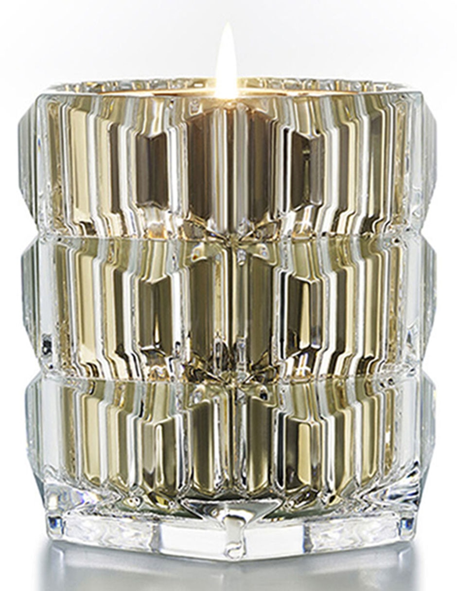 Vela Baccarat