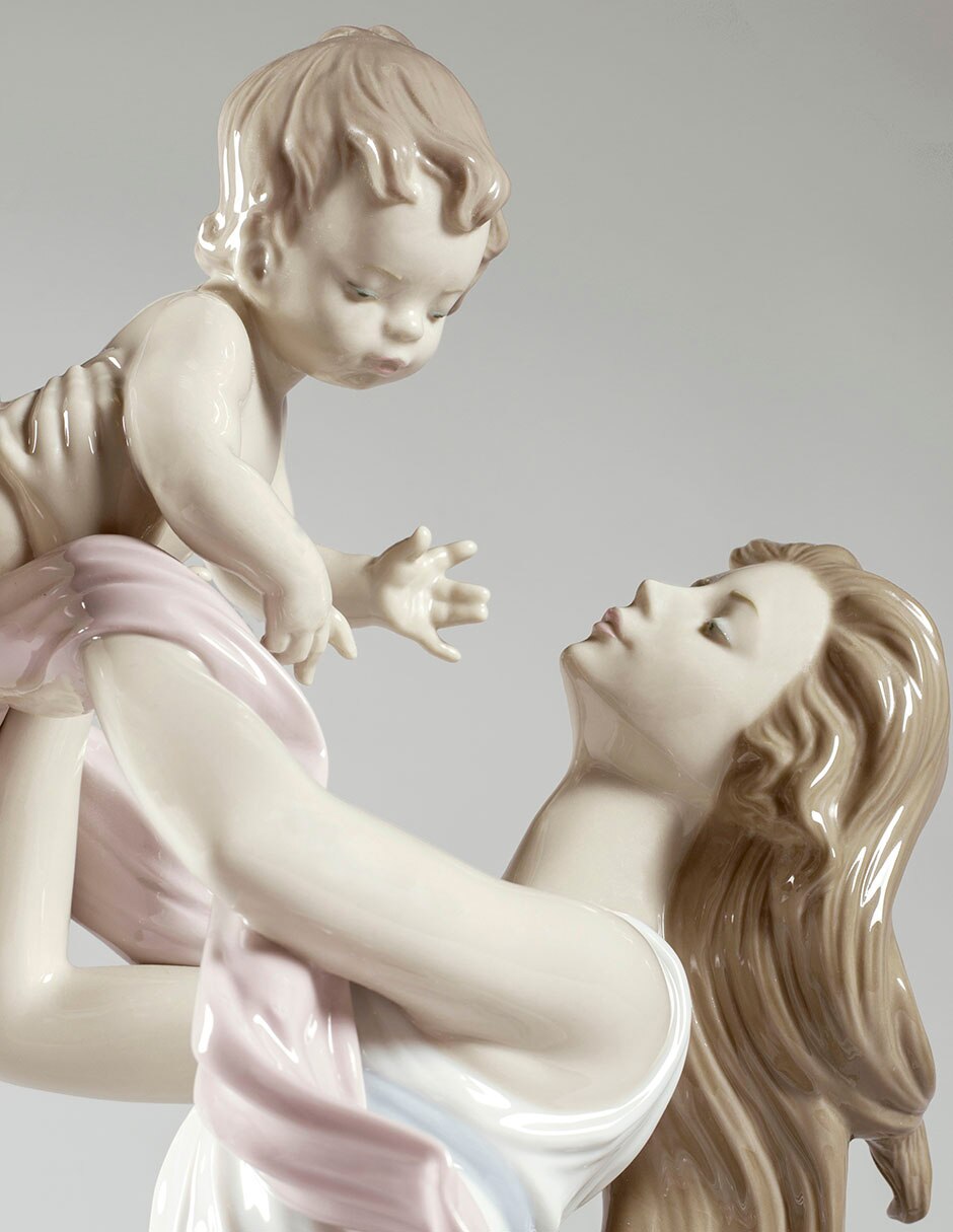 Escultura de porcelana 8