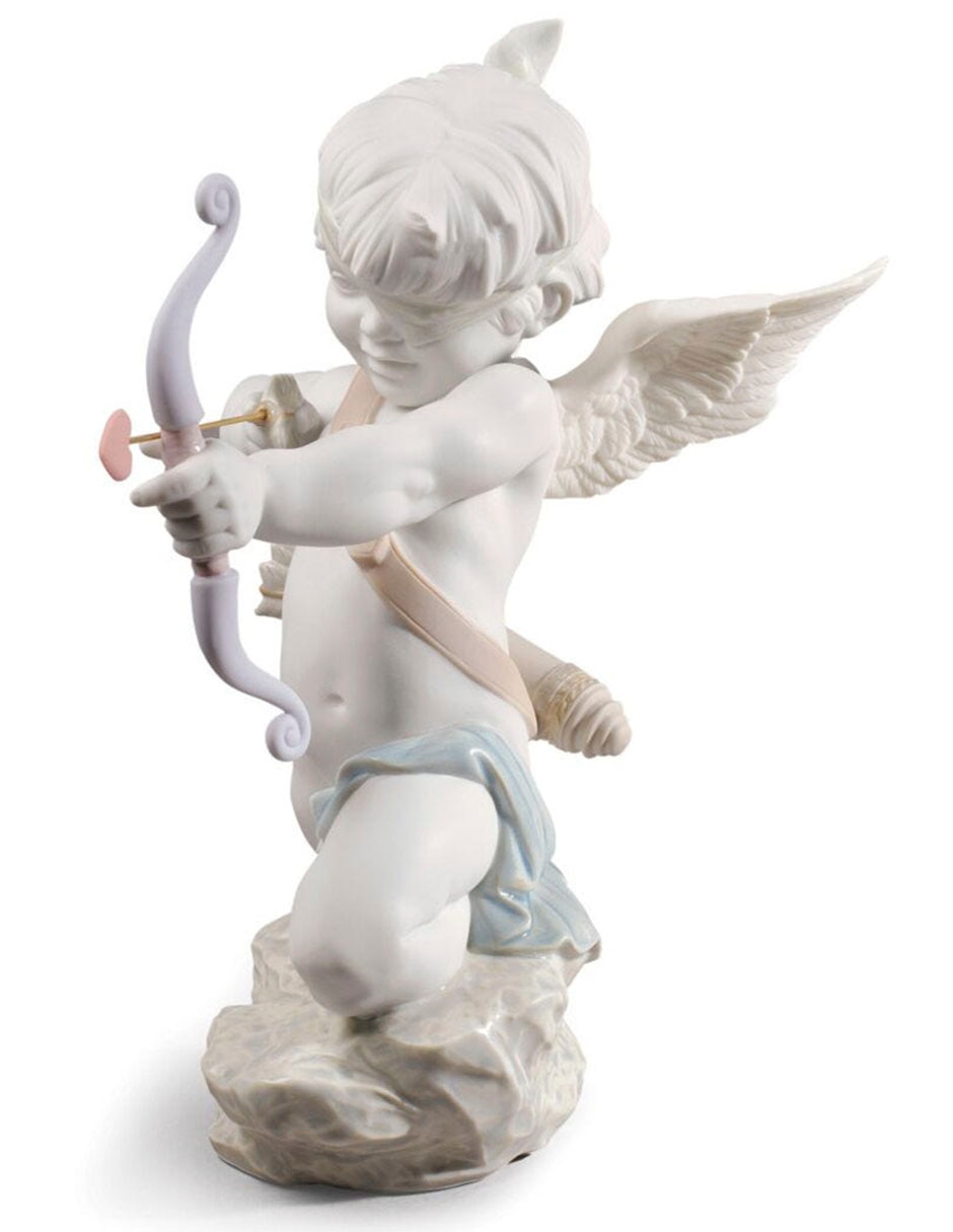 Escultura Lladró Directo al Corazón de porcelana