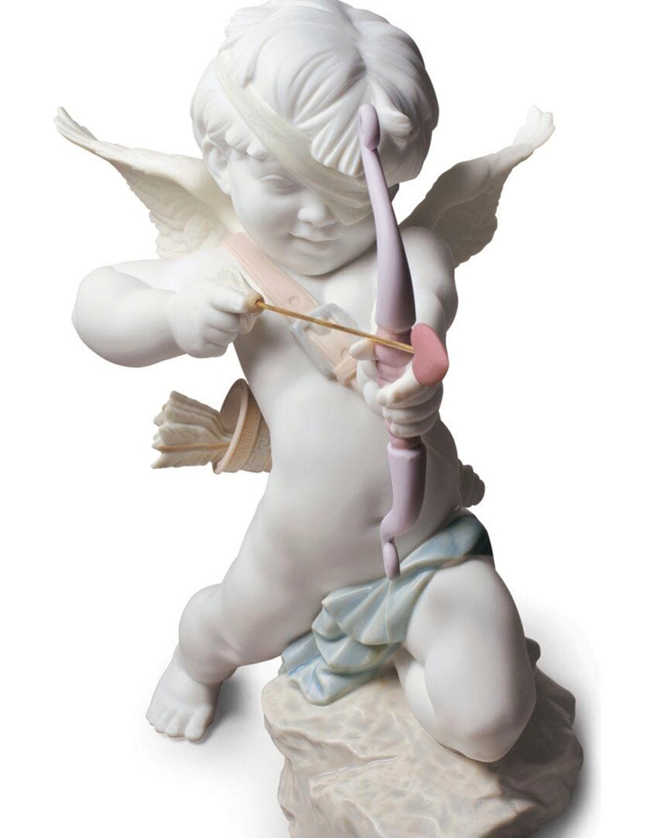 Escultura Lladró Directo al Corazón de porcelana