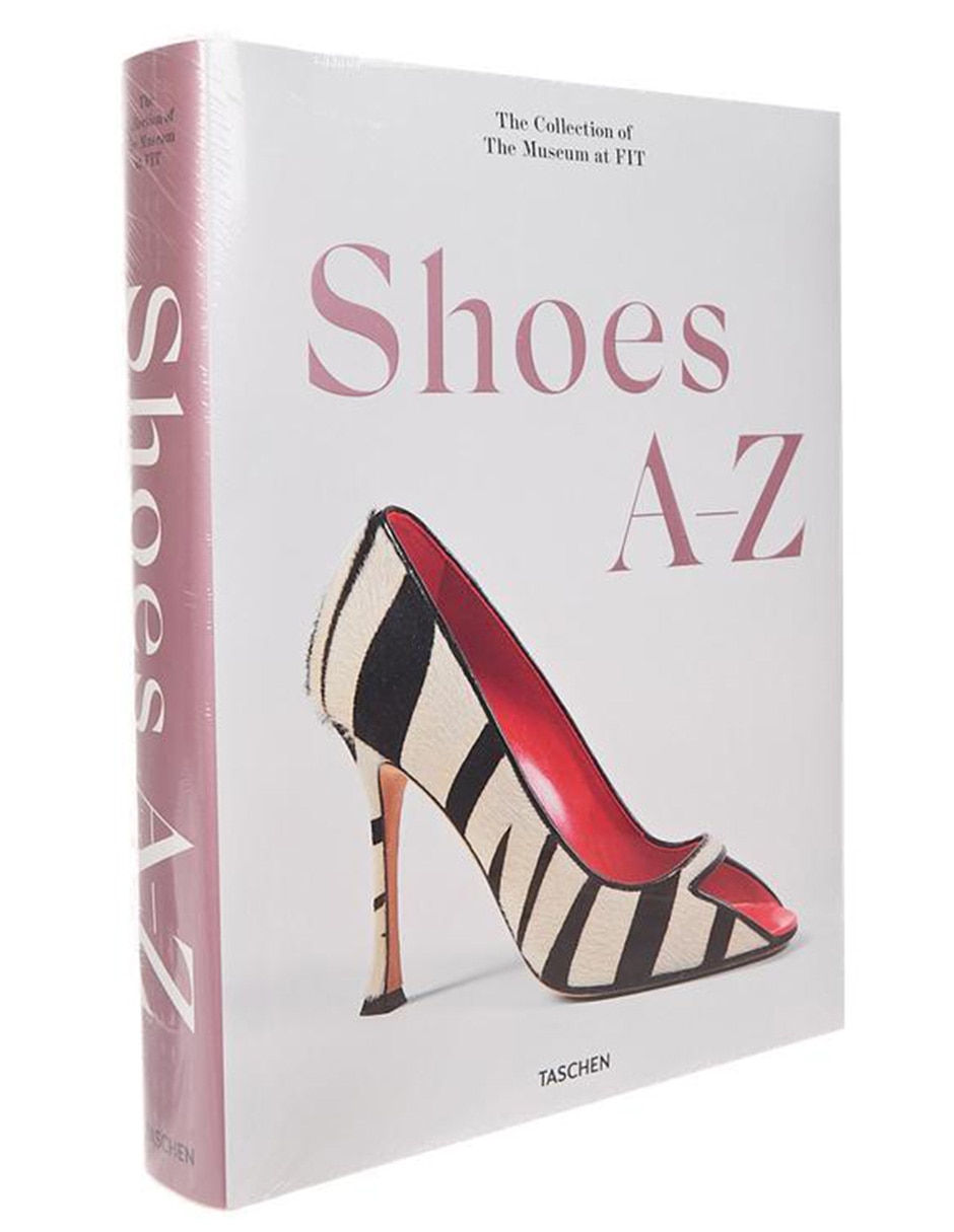 Libro Shoes A-Z de Robert Nippoldt/Daphne Guinness et al.