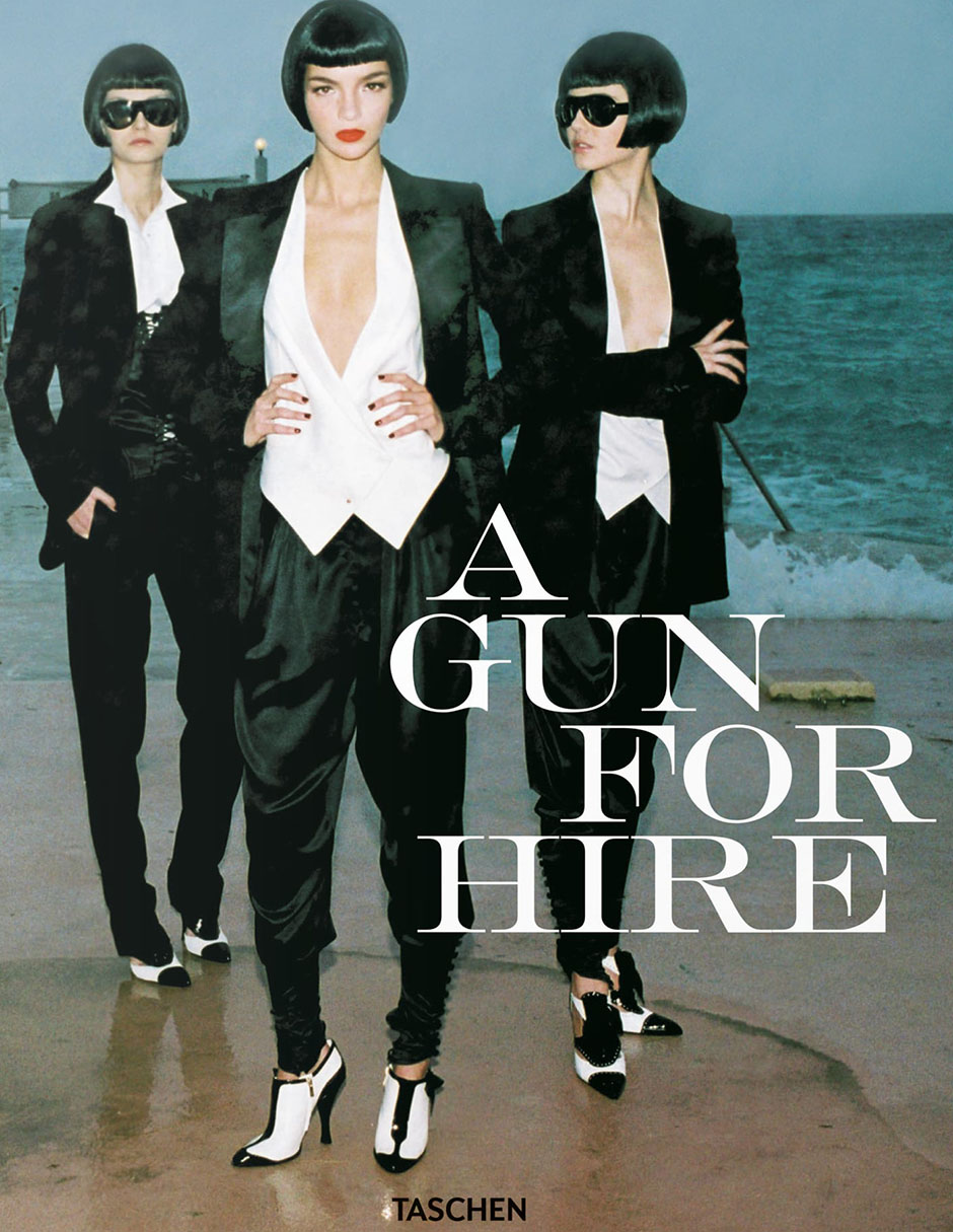 Libro A Gun for Hire de Helmut Newton