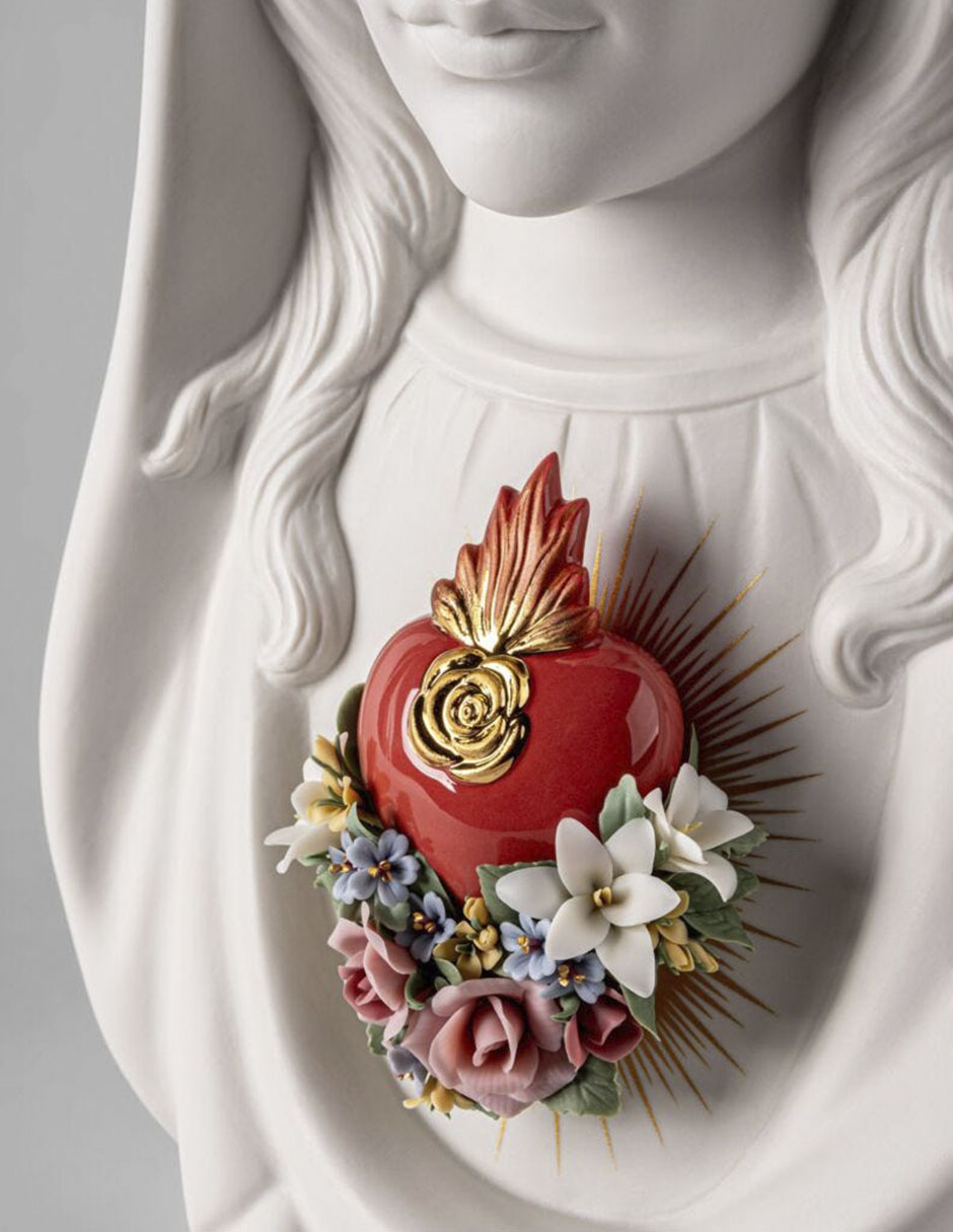 Escultura Lladró Immaculate Heart of Mary de porcelana