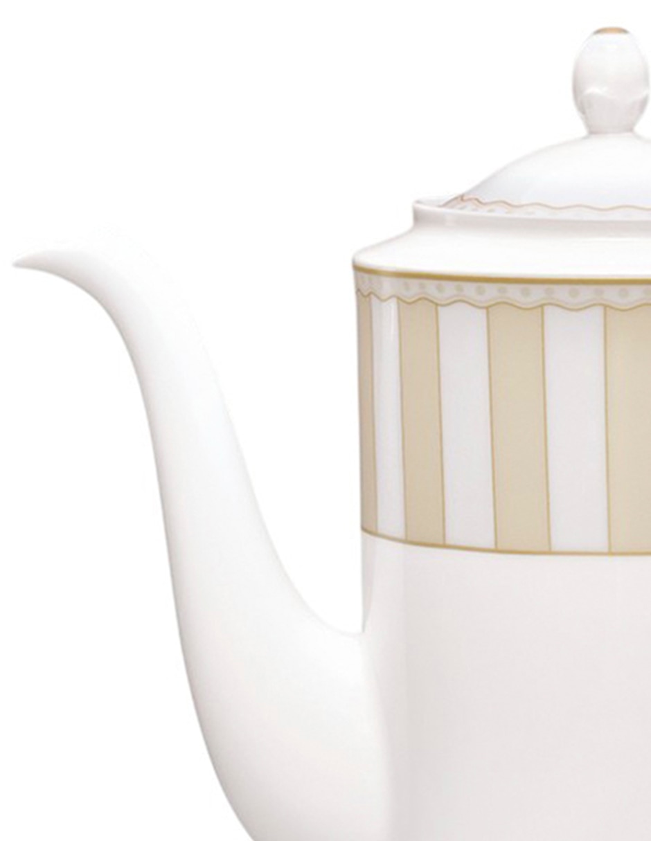 Tetera convencional Noritake de porcelana