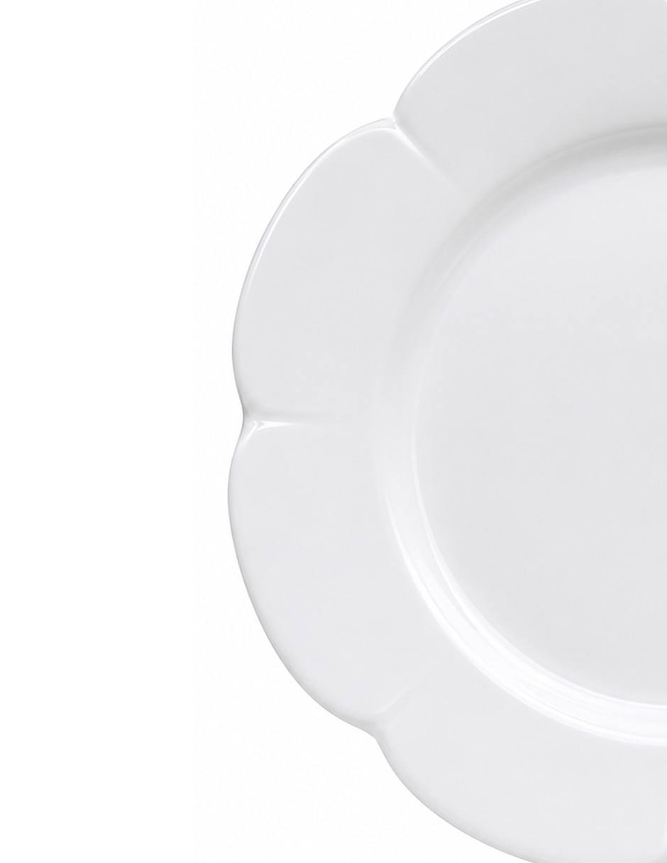 Plato Royal Limoges Nymphea de porcelana